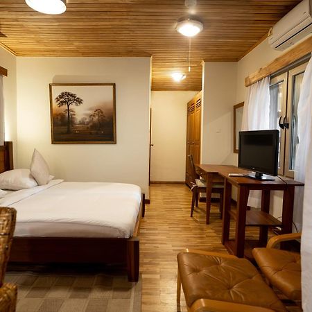 Esther'S Hotel Accra Luaran gambar