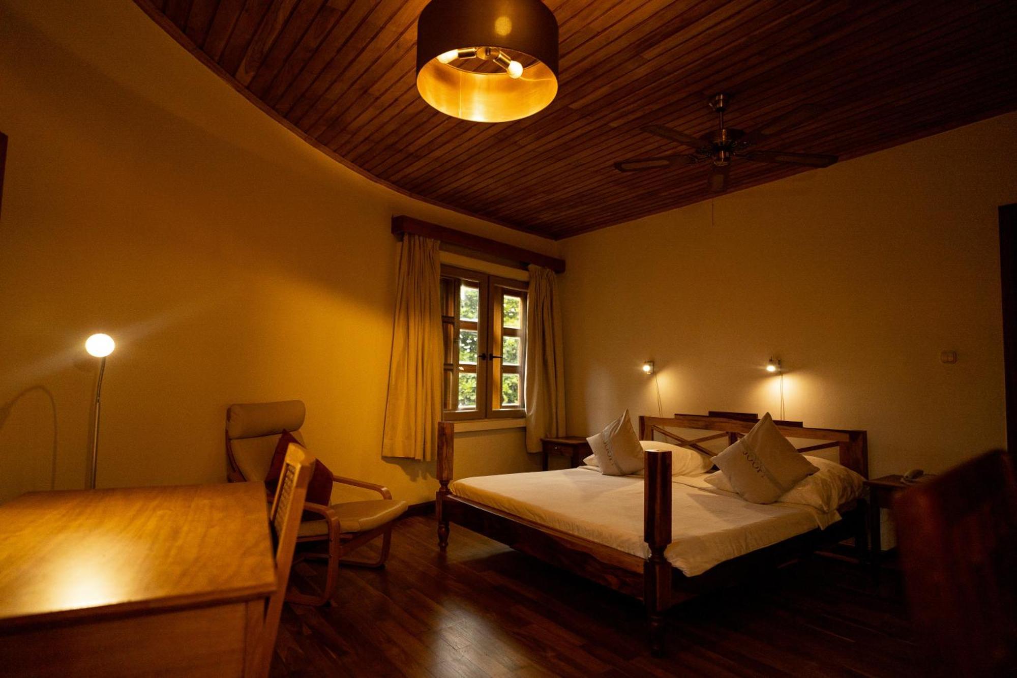 Esther'S Hotel Accra Luaran gambar