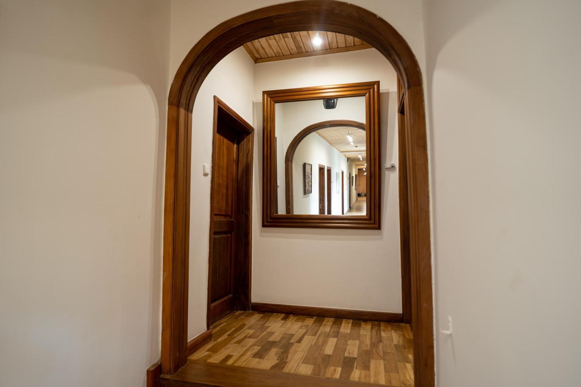 Esther'S Hotel Accra Luaran gambar