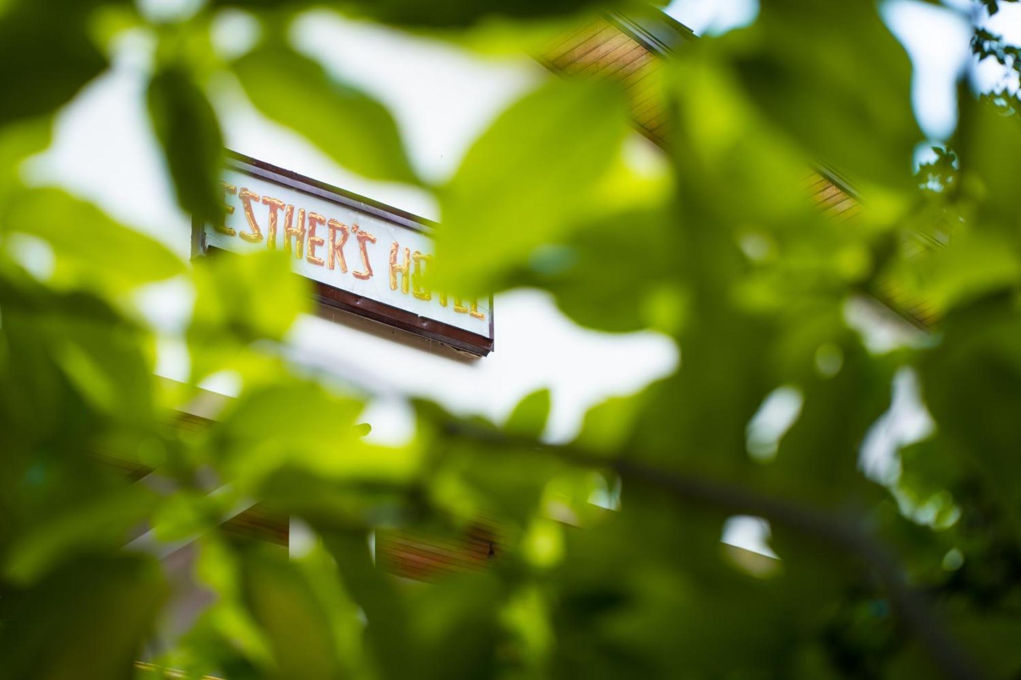 Esther'S Hotel Accra Luaran gambar